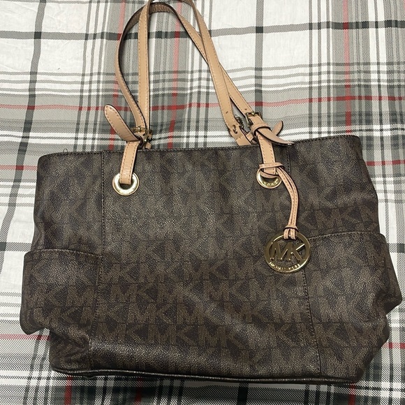 KORS Michael Kors Handbags - Michael Kors brown bag